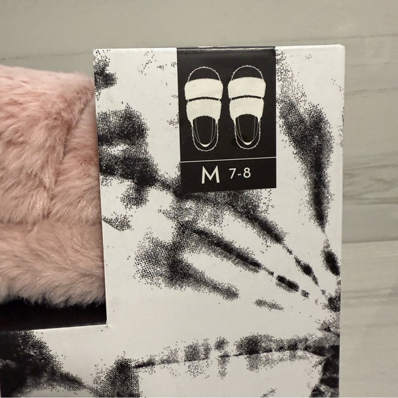 Cozy Pink Fluffy Side Slippers Slingback Girly Luxe Coquette Medium 7-8 - Picture 6 of 7